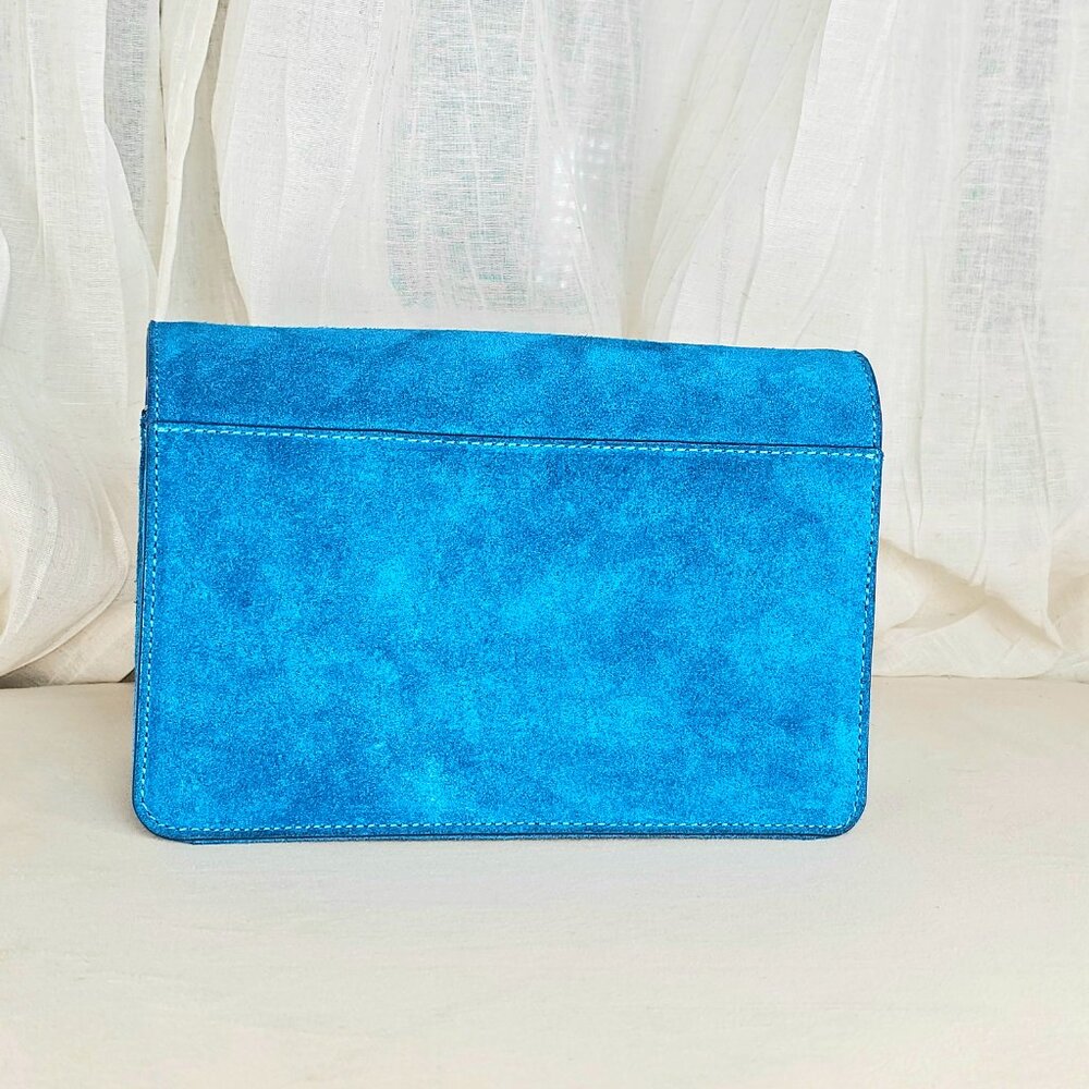 Banana Republic Blue Suede Crossbody Clutch – Gold Ring Closure – NWT - Picture 6 of 16